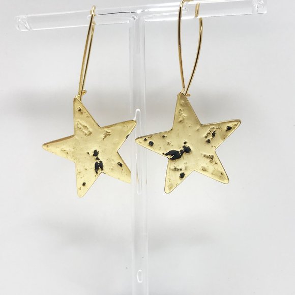 Twinkle Star Hoop Earrings - Picture 3 of 3